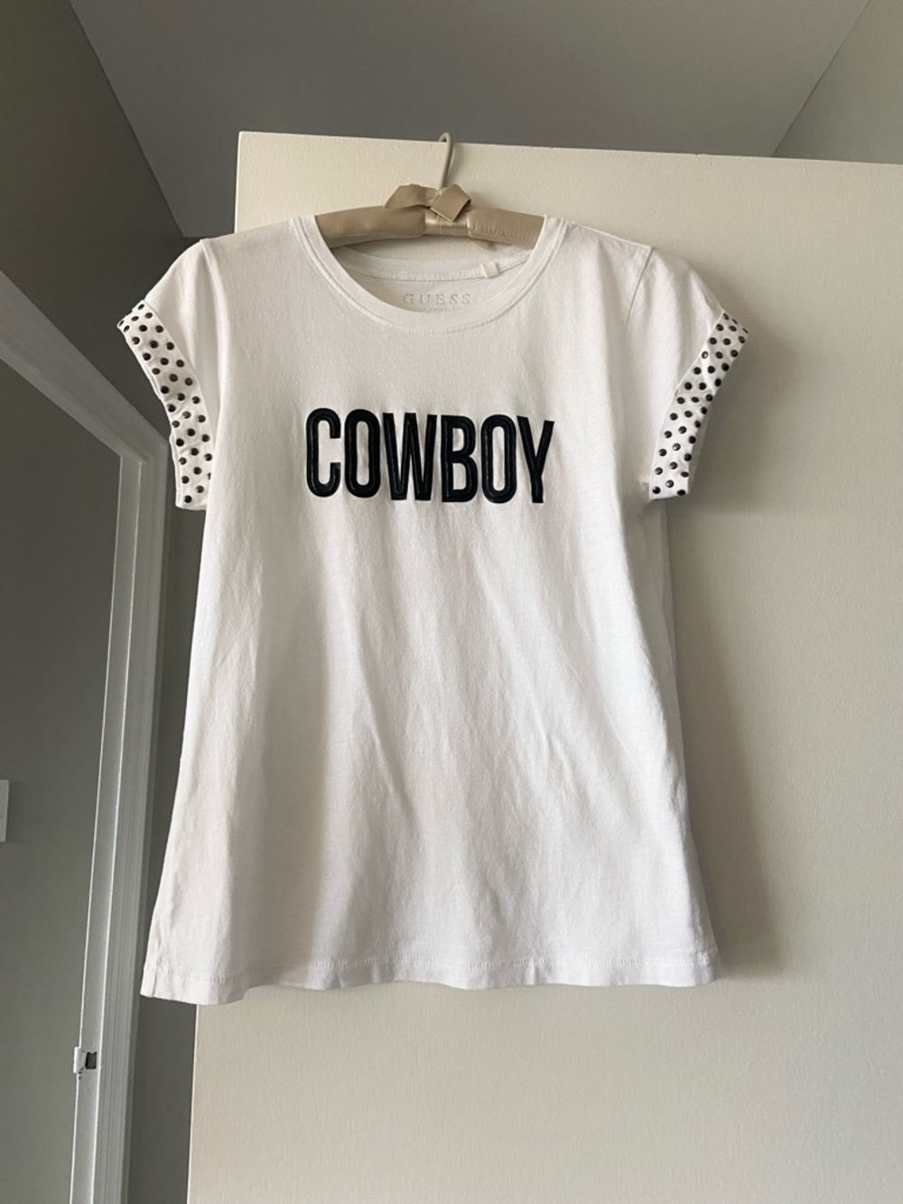 Jennifer Lopez/Guess Collab “COWBOY” tee